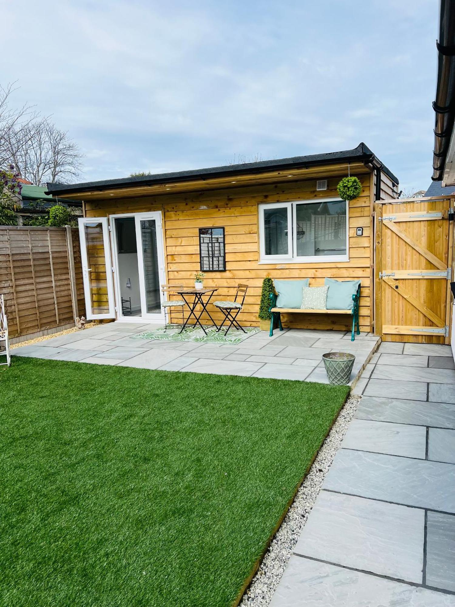 The Mudeford Gem Accommdation Christchurch  Extérieur photo